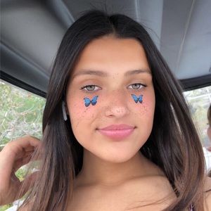 Meet your Posher, Madelyn